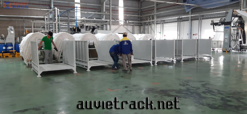 pallet xếp chồng